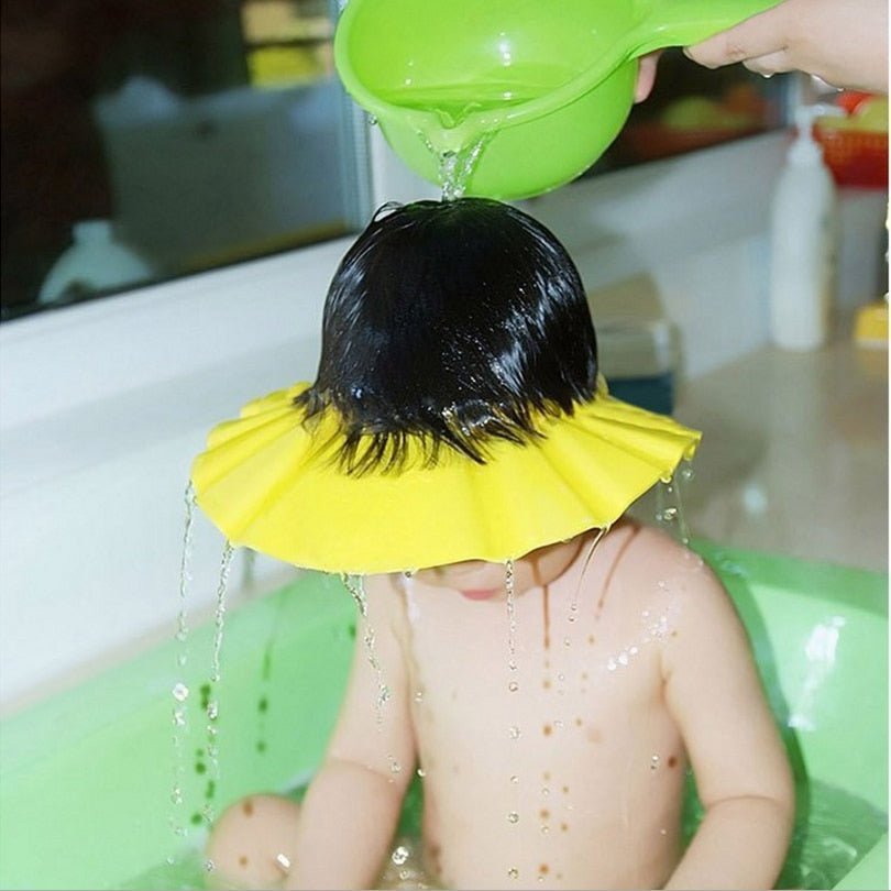 Visière chapeau pour douche bébé I ShampooCap™ - Salon Fournier